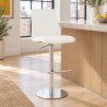 Tabouret de bar Compton — mise en situation