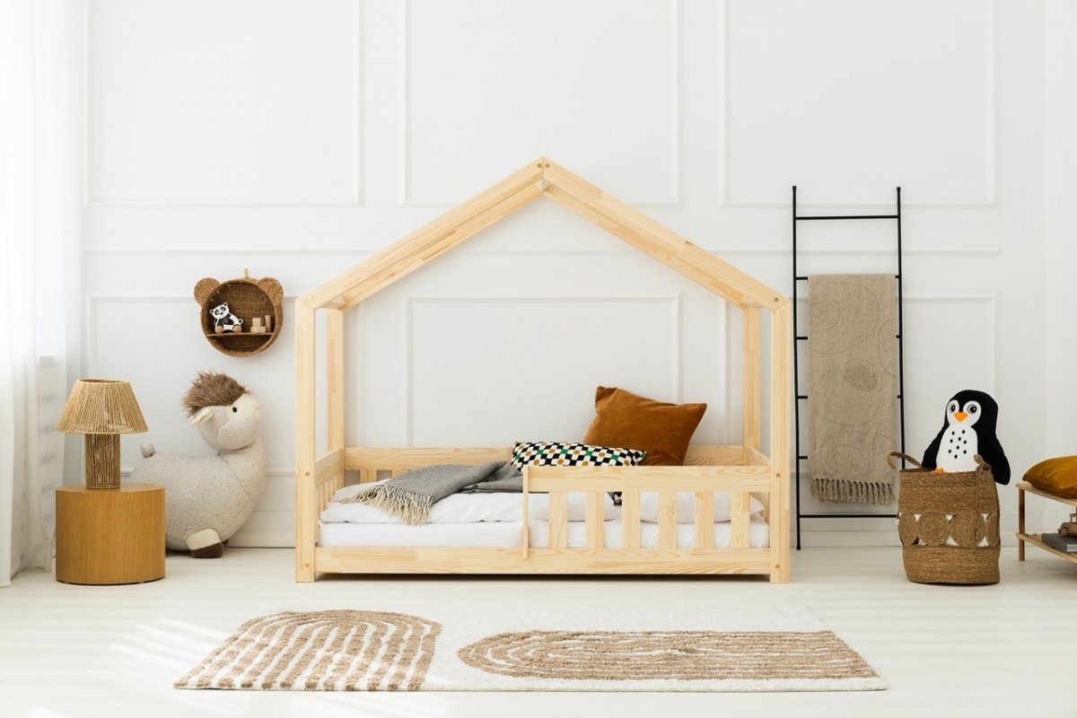 Lit cabane en bois avec barrière de sécurité ISAURE 90x190cm